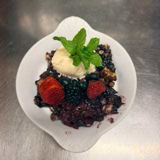 Fresh Seasonal Fruit Crisp
