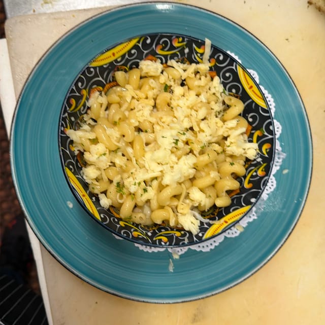 Mikey's Macaroni and Cheese (VEG).